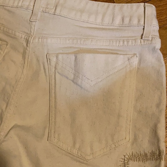 DEREK LAM Shorts - Picture 7 of 9